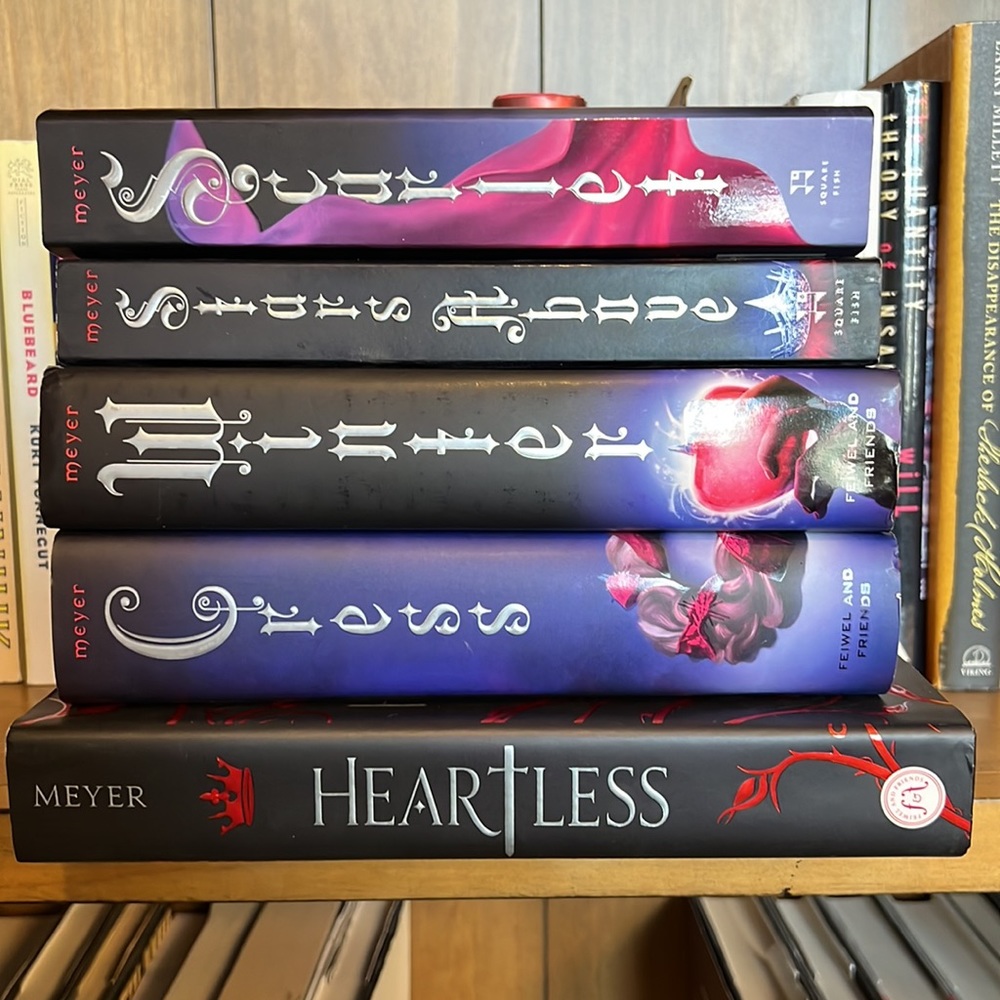 Marissa Meyer books Lunar Chronicles